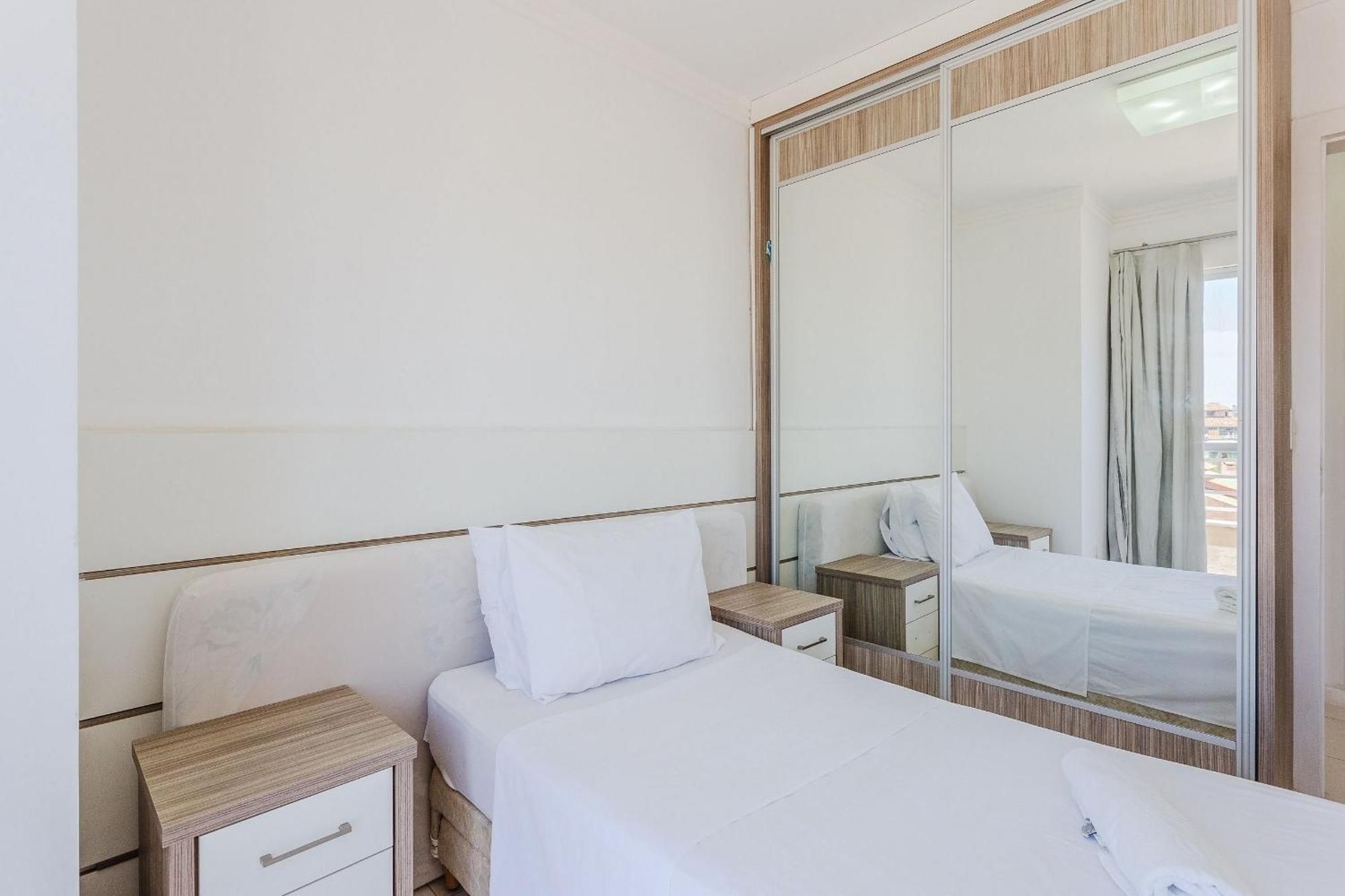 Apartamentos Com Piscina Em Floripa - Cac Florianópolis 外观 照片